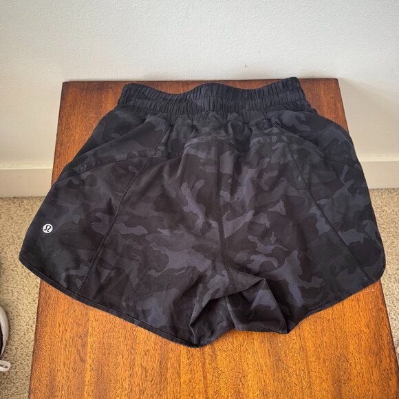 Lululemon Track That Short 5" - Picture 4 of 8